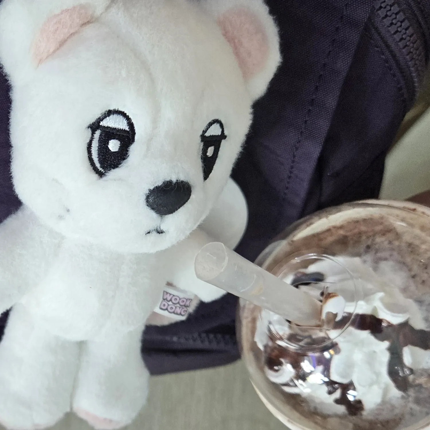 Recent activity shot of Lee Dongwook