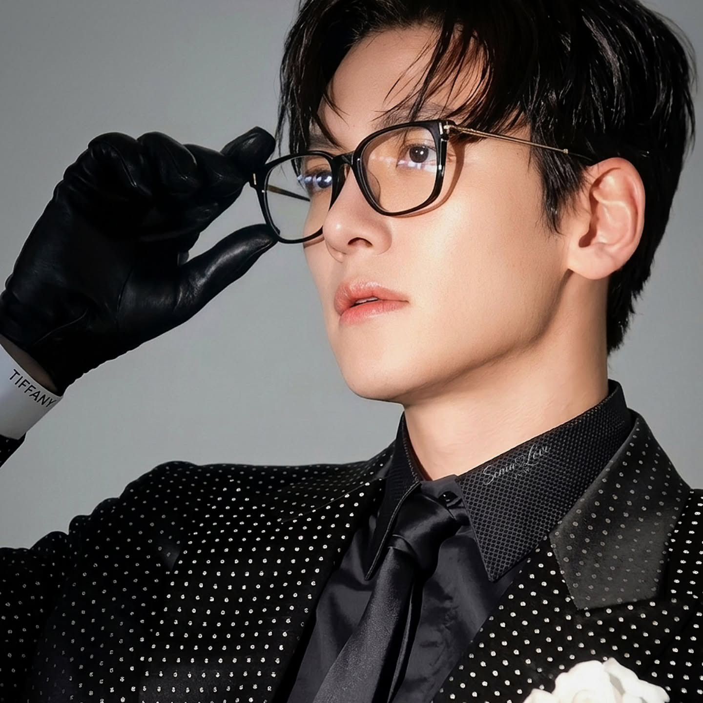 粉丝拍下的池昌旭瞬间