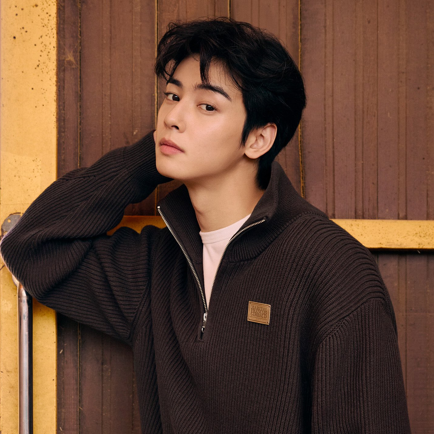 Latest photo of Cha Eunwoo