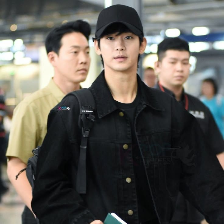 Latest photo of Kim Soohyun