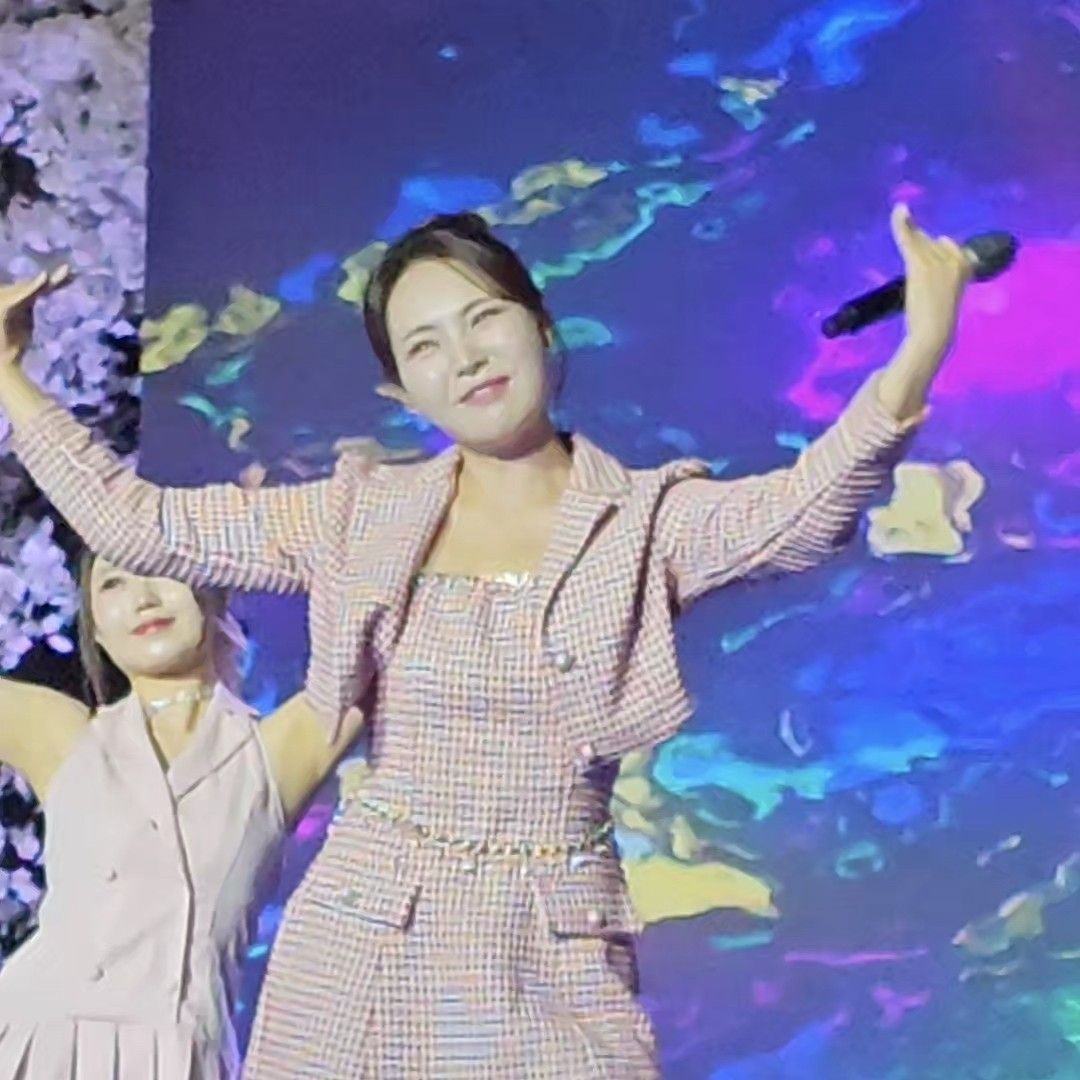 Latest photo of Miss Kim