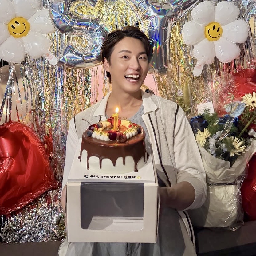 Behind-the-scenes cut of Yoon Shiyoon