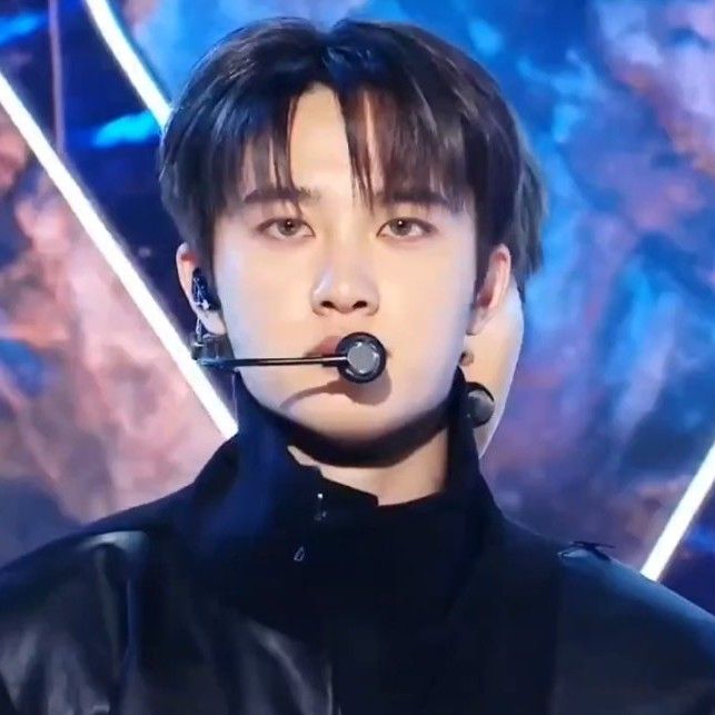 A moment captured by a fan of Doh Kyungsoo (D.O.)