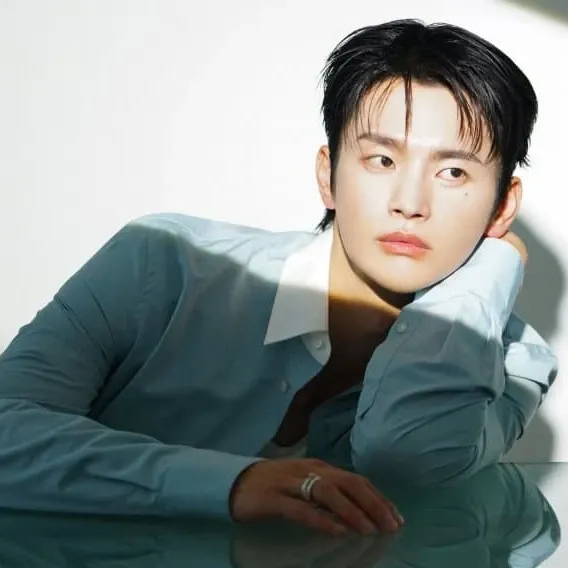 Latest photo of Seo Inguk