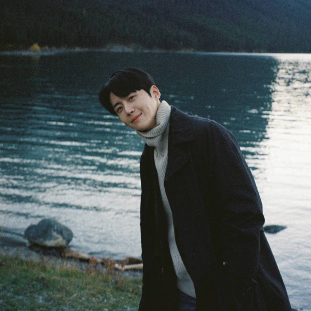 Behind-the-scenes cut of Kim Seonho