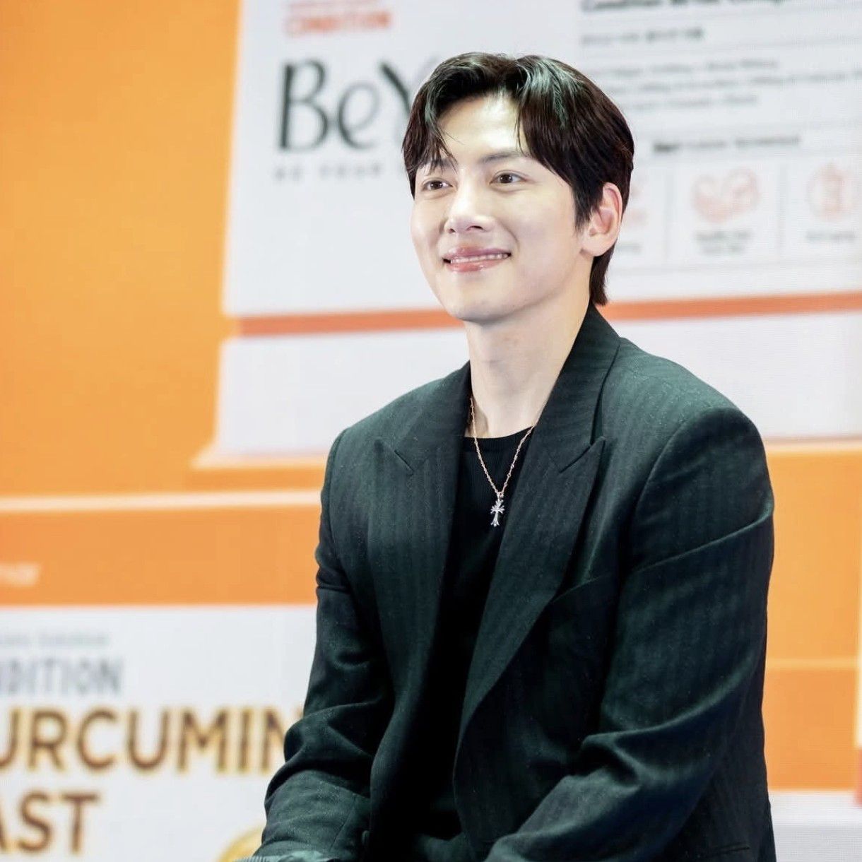 チ・チャンウクの最近の活動ショット