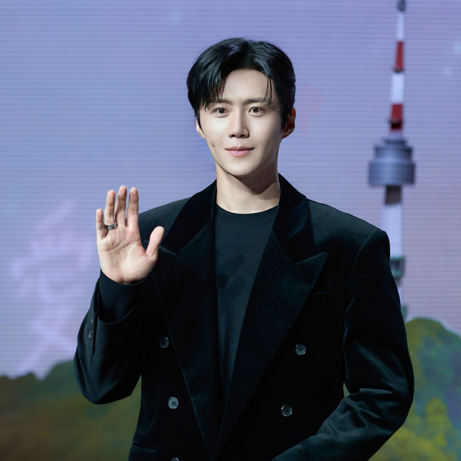 Foto kegiatan terbaru dari Kim Seonho