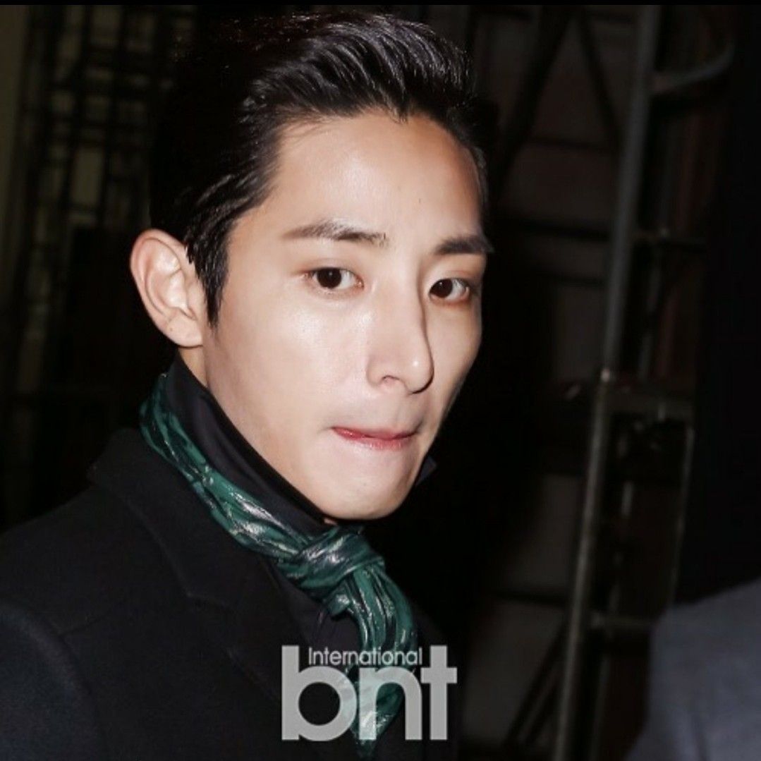 Behind-the-scenes cut of Lee Soohyuk