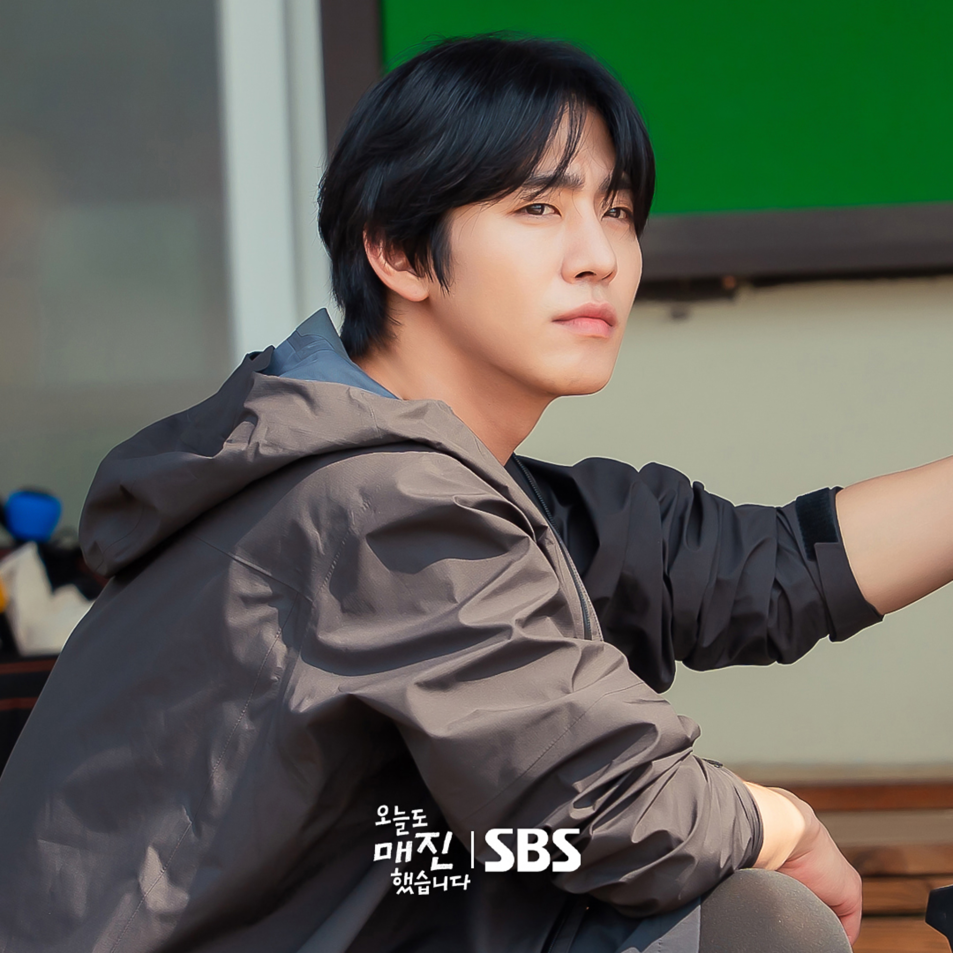 安孝燮的最新照片