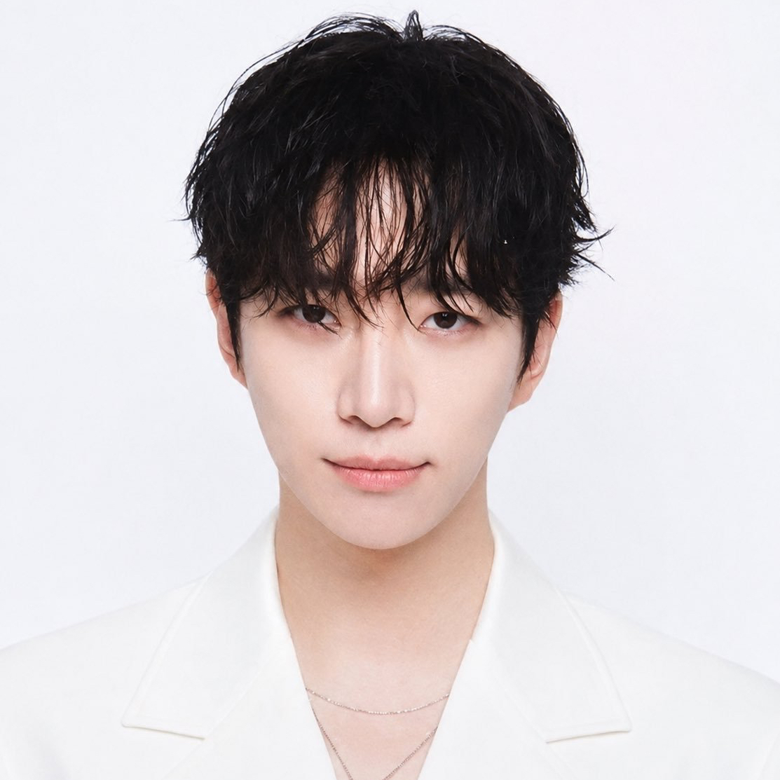 Recent activity shot of Lee Junho
