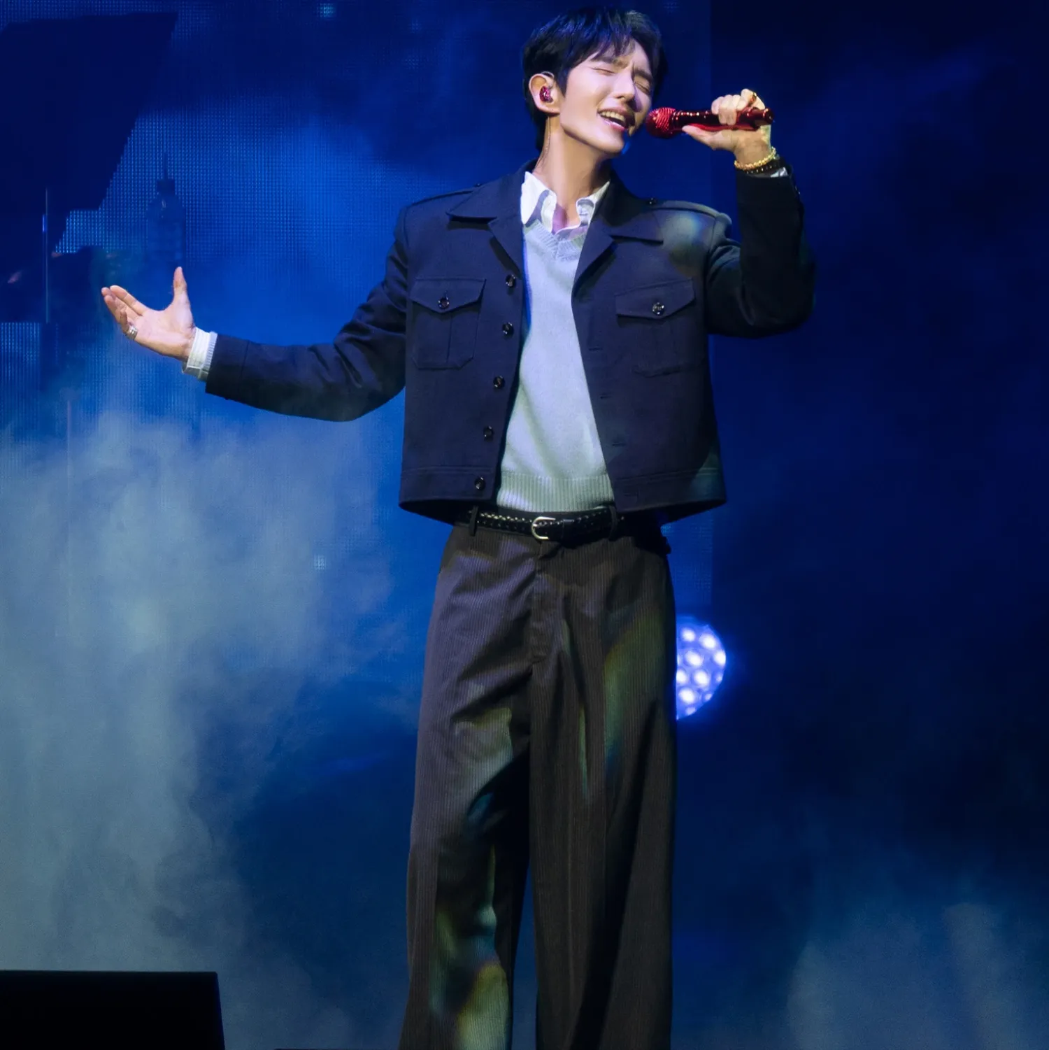 李準基的最新照片