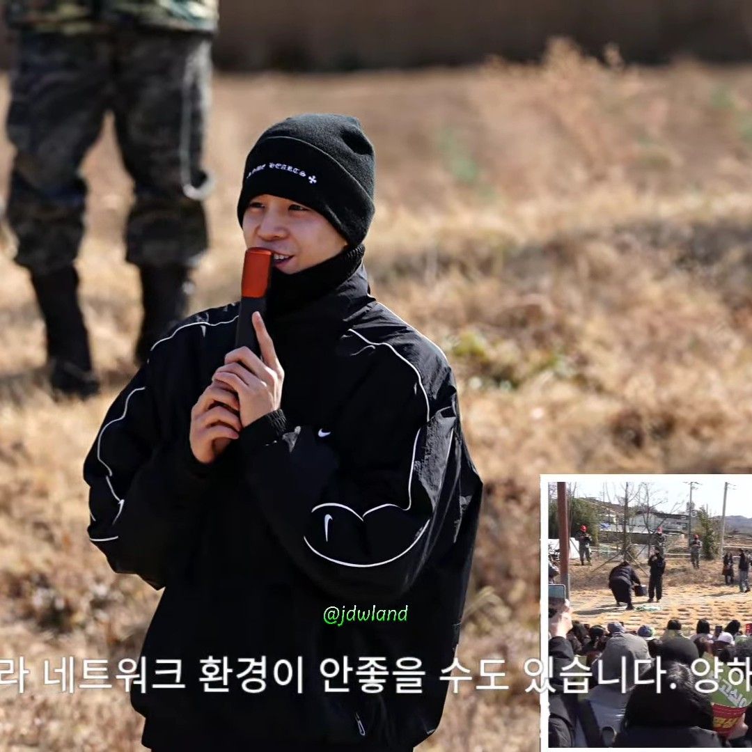 Momen yang diabadikan oleh penggemar Jeong Dongwon