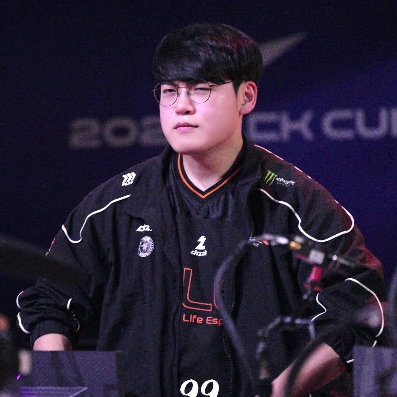 Recent activity shot of Gumayusi