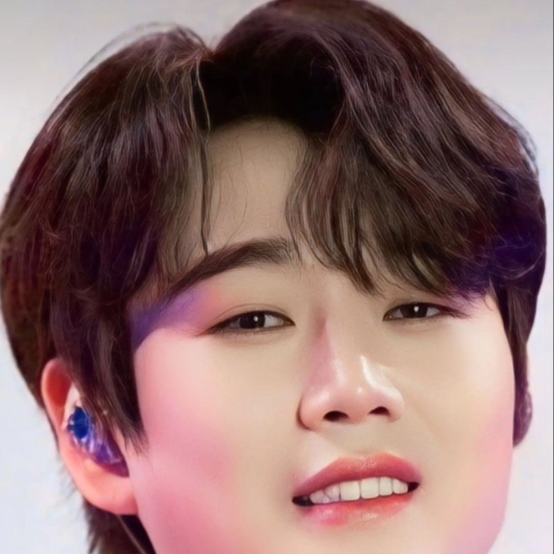 Latest photo of Hwang Youngwoong