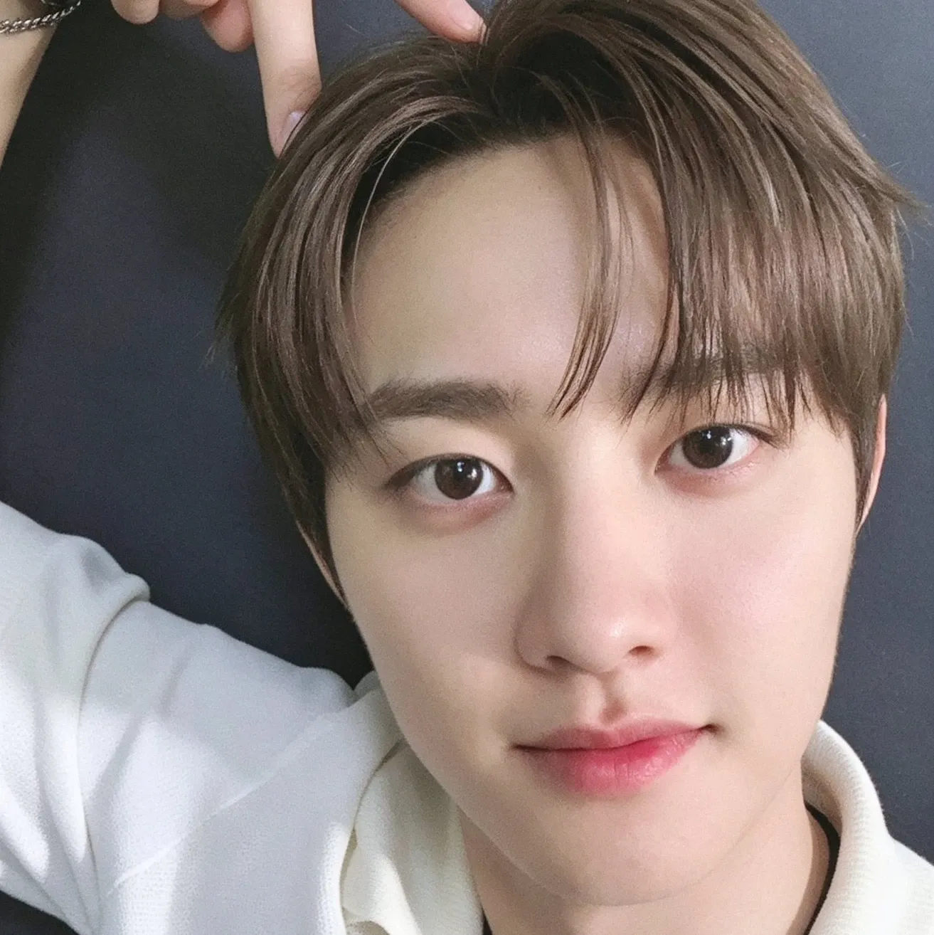 도경수 (디오)의 비하인드 컷