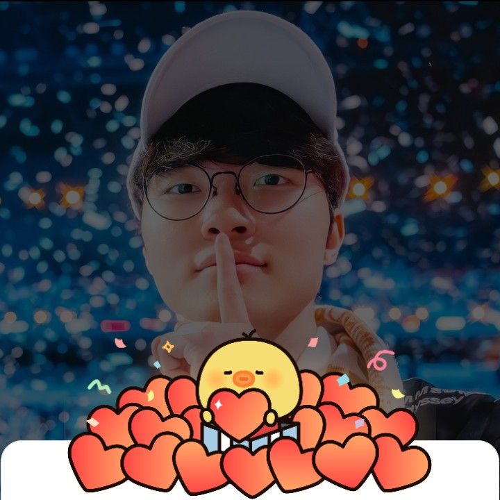 A moment captured by a fan of Faker