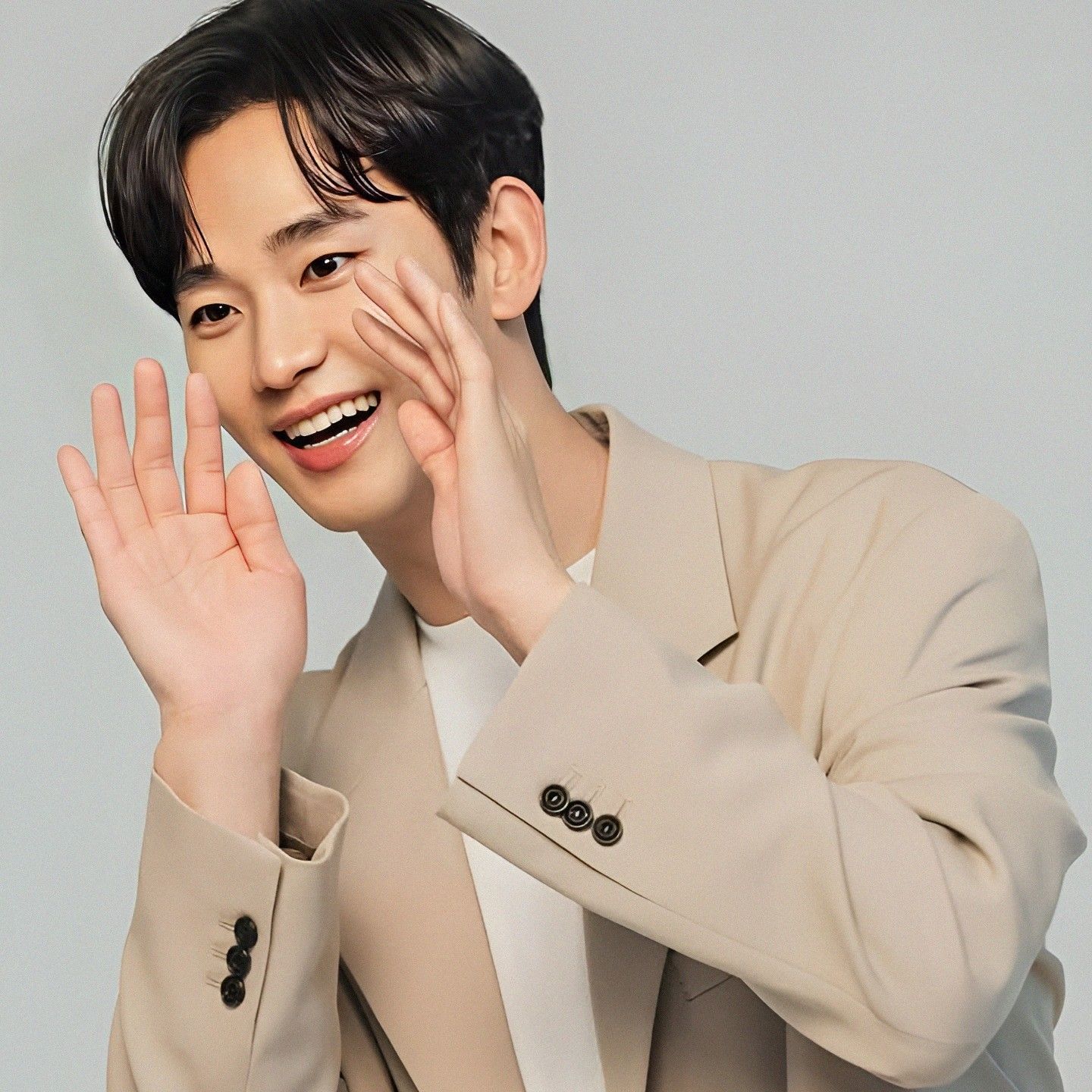 Behind-the-scenes cut of Kim Soohyun