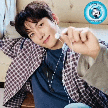 A moment captured by a fan of Ji Changwook