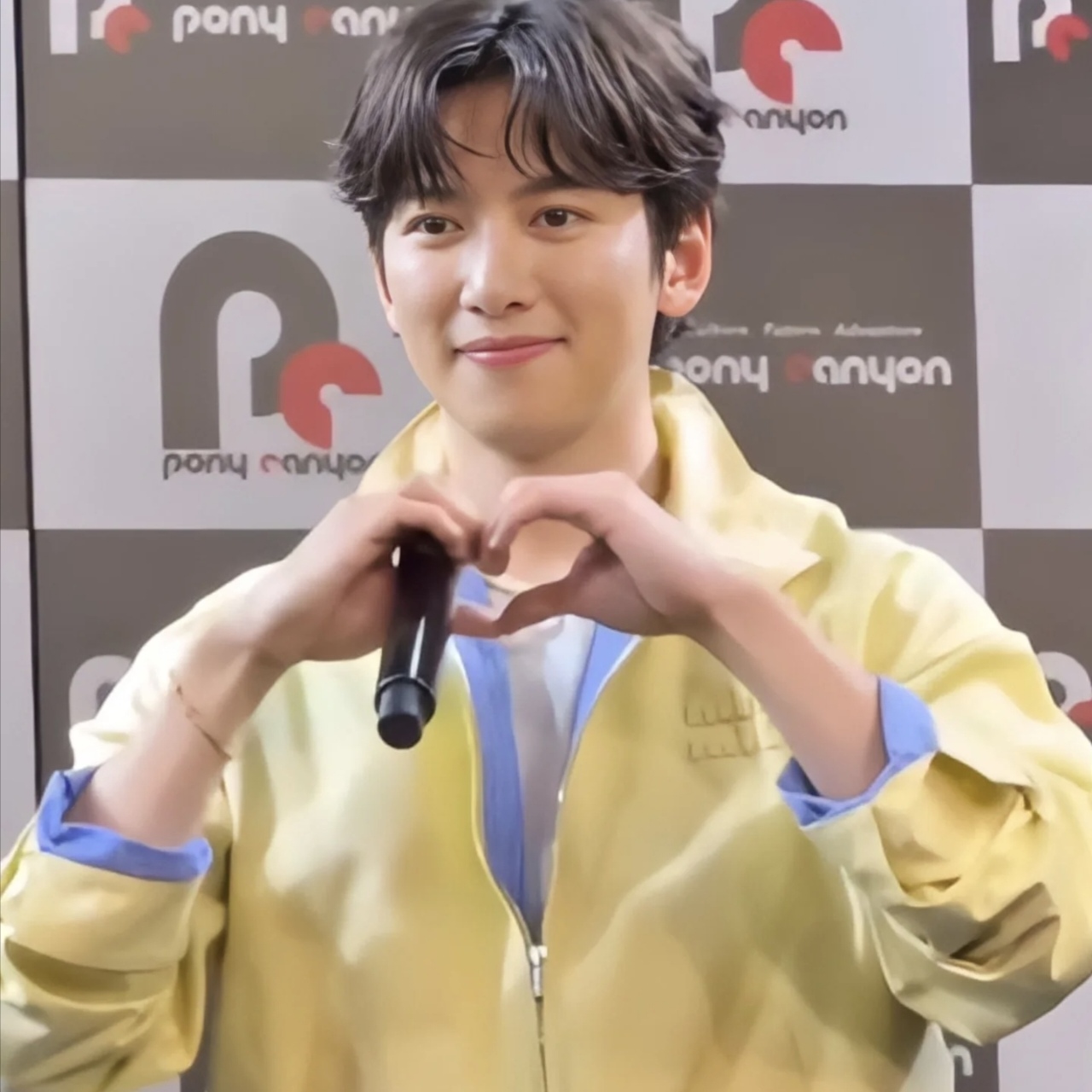 Behind-the-scenes cut of Ji Changwook