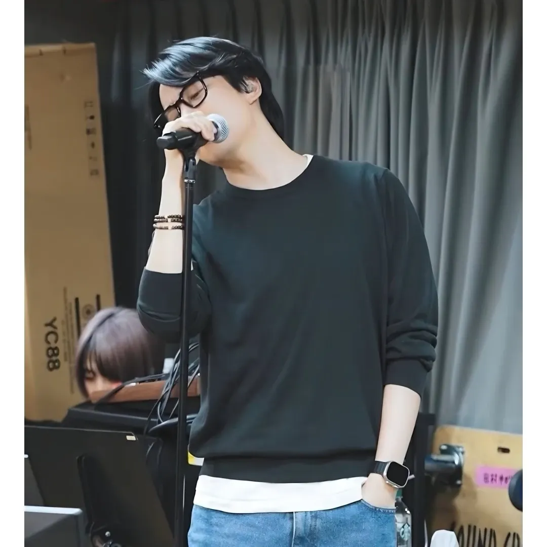 Behind-the-scenes cut of Kim Namgil