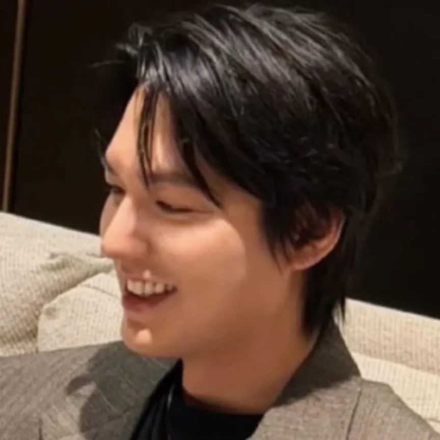 Recent activity shot of Lee Minho