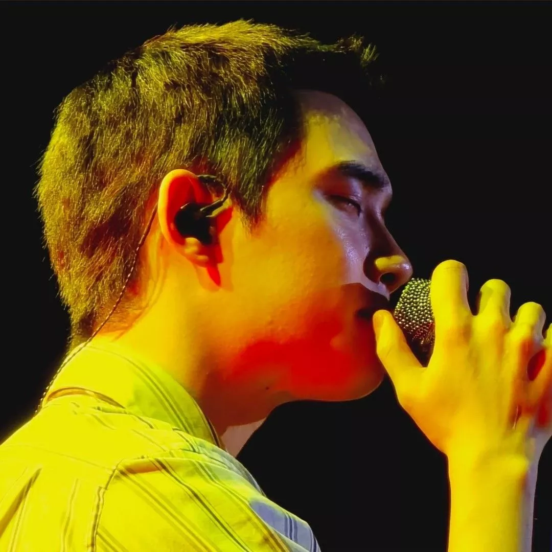 Foto terbaru dari Doh Kyungsoo (D.O.)