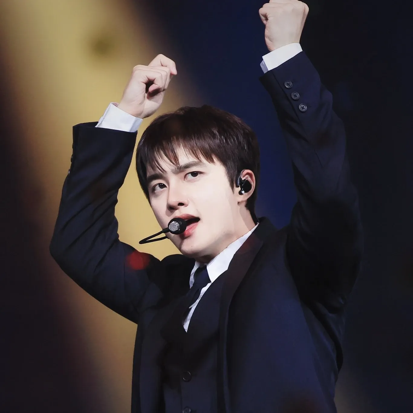 Foto kegiatan terbaru dari Doh Kyungsoo (D.O.)