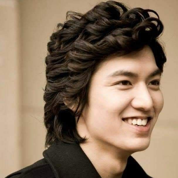 イ・ミンホの最近の活動ショット