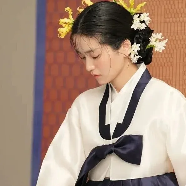 Recent activity shot of Kim Taeri