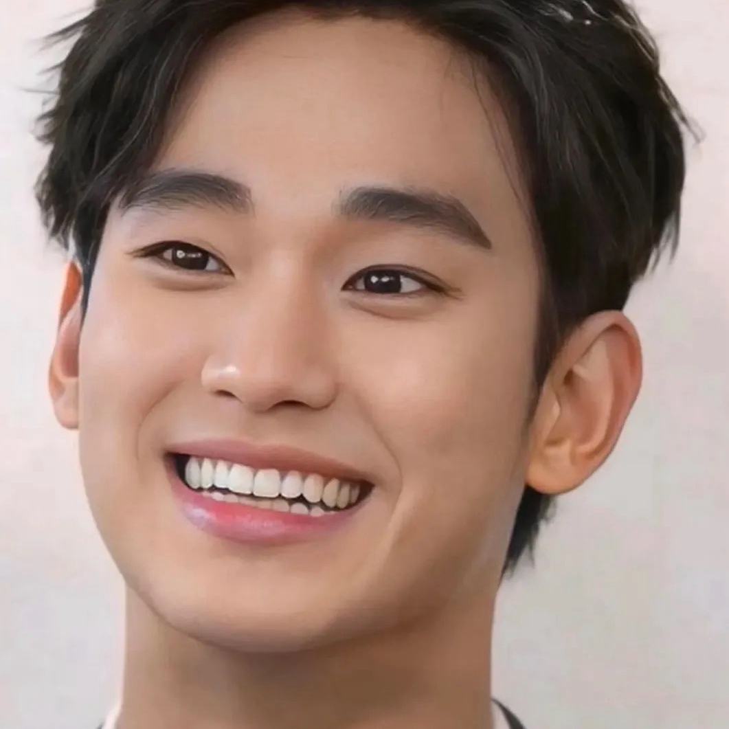 Latest photo of Kim Soohyun