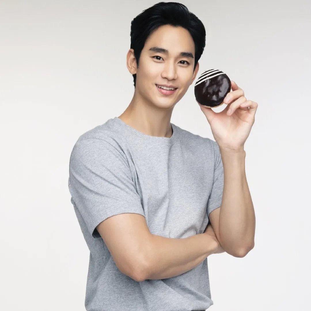 A moment captured by a fan of Kim Soohyun