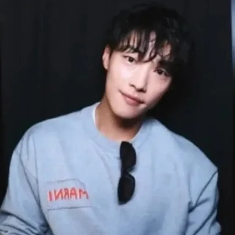 Behind-the-scenes cut of Woo Dohwan