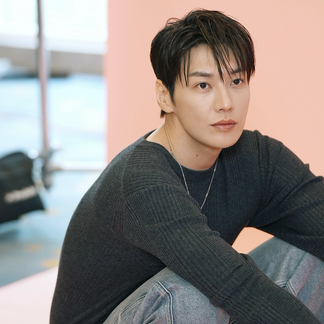 A moment captured by a fan of Kim Youngkwang