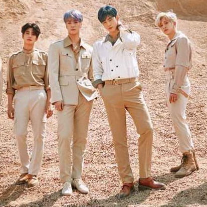 A moment captured by a fan of Cha Eunwoo