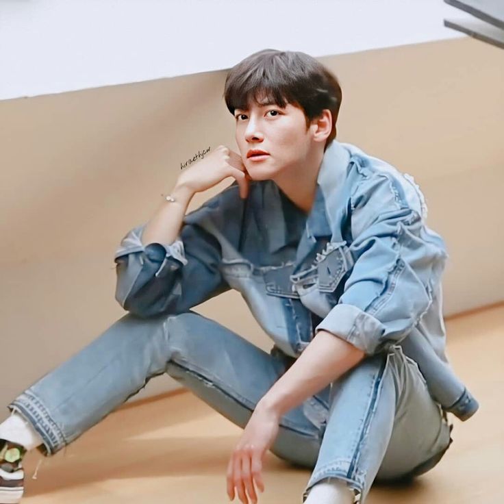 チ・チャンウクの最近の活動ショット