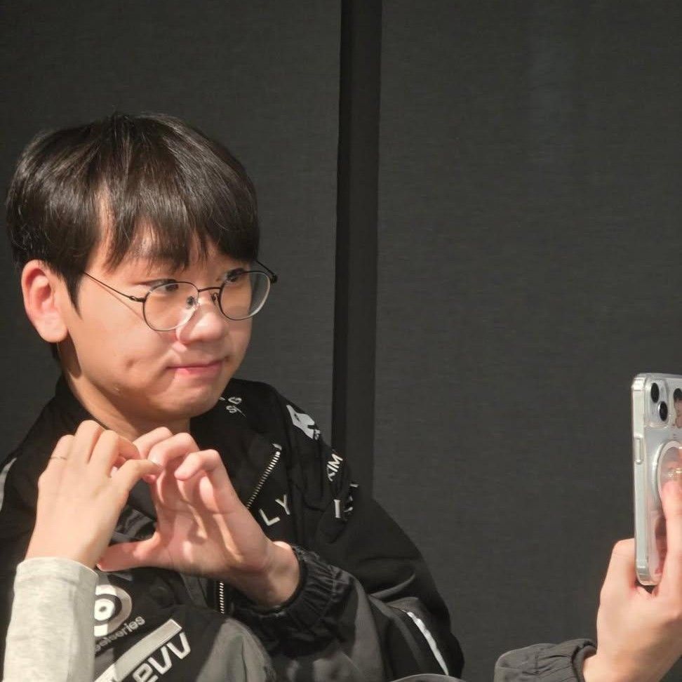 Behind-the-scenes cut of Doran