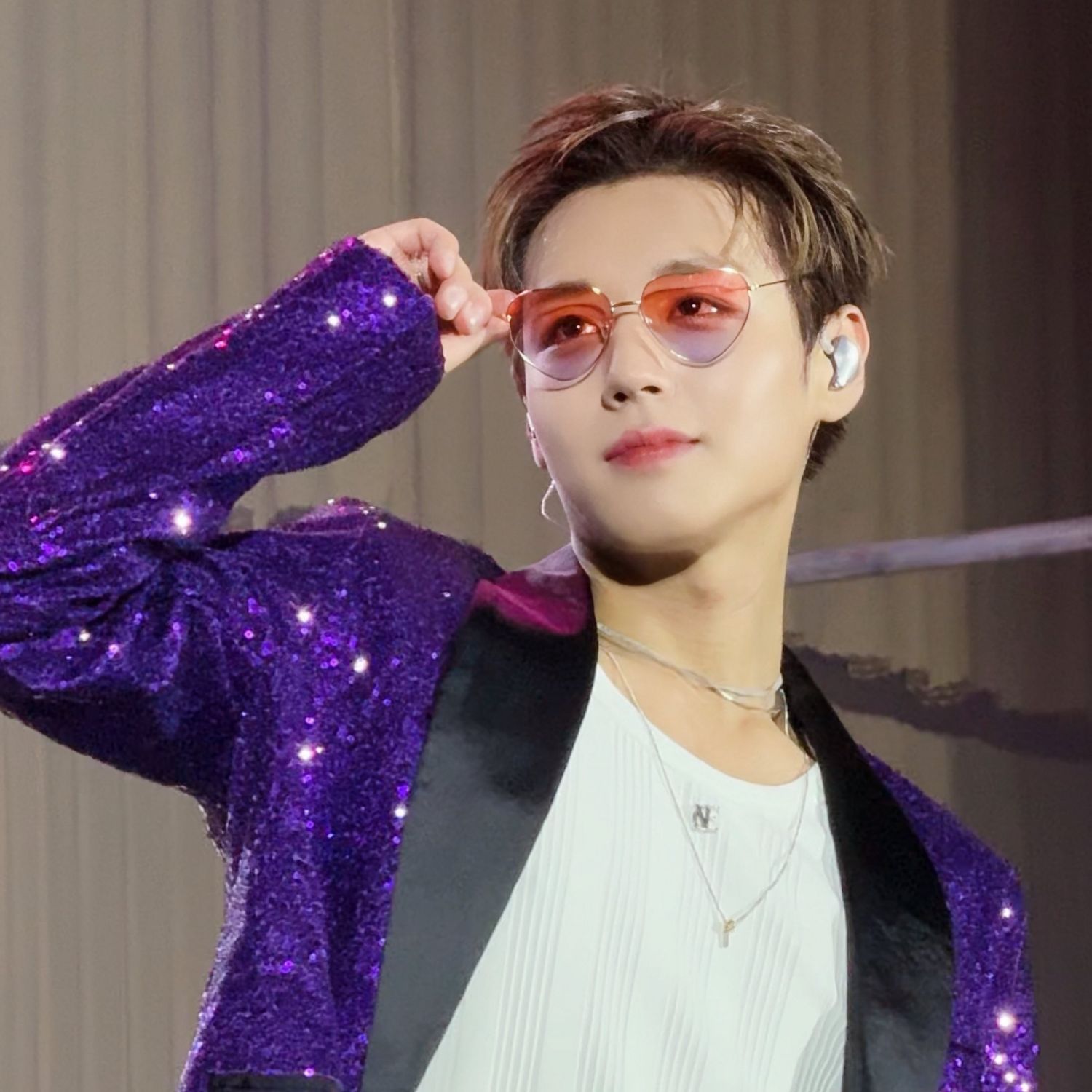 Behind-the-scenes cut of Park Jihoon