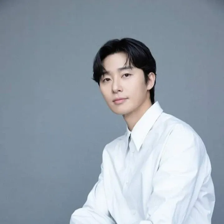 Latest photo of Park Seojoon