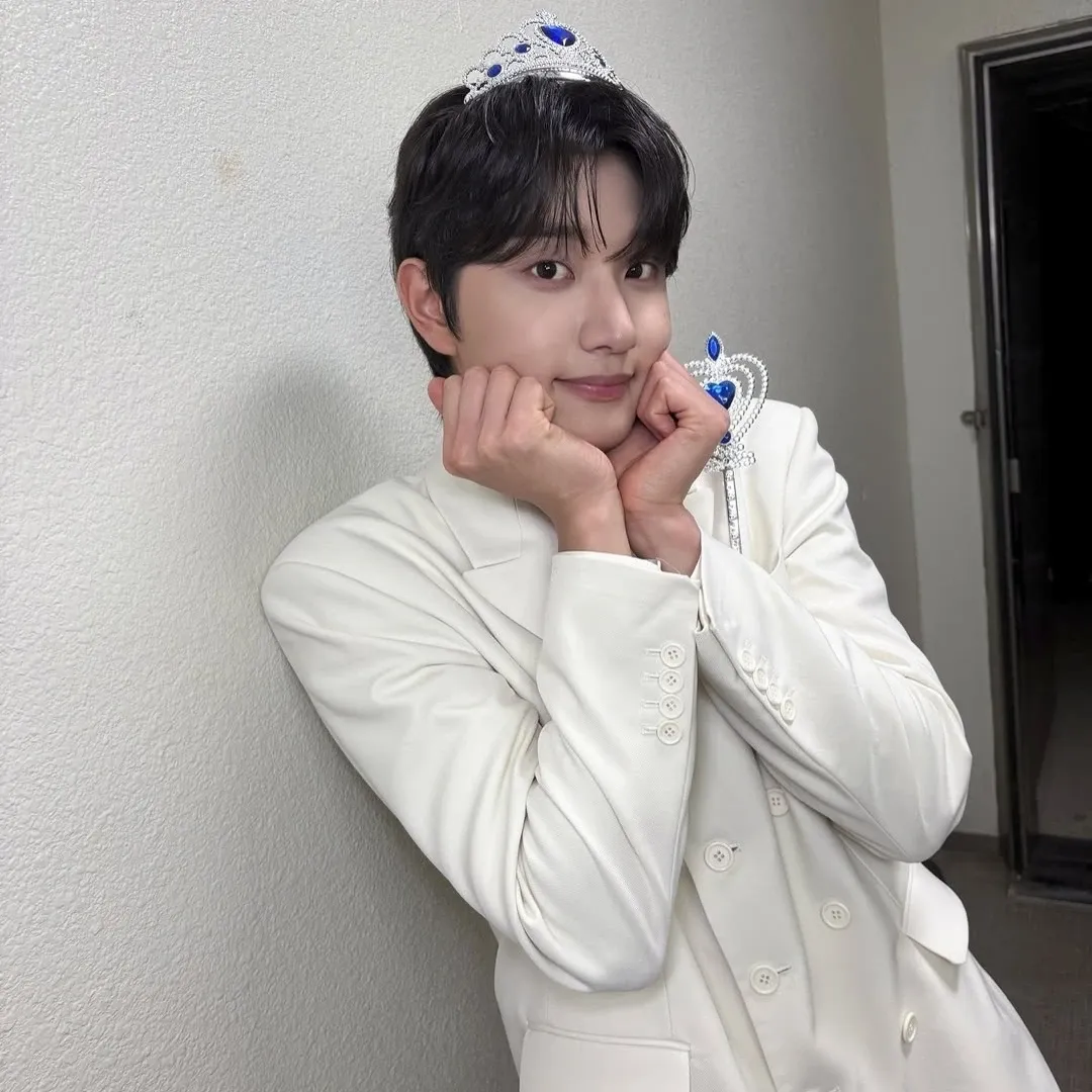 A moment captured by a fan of Kim Jaewon