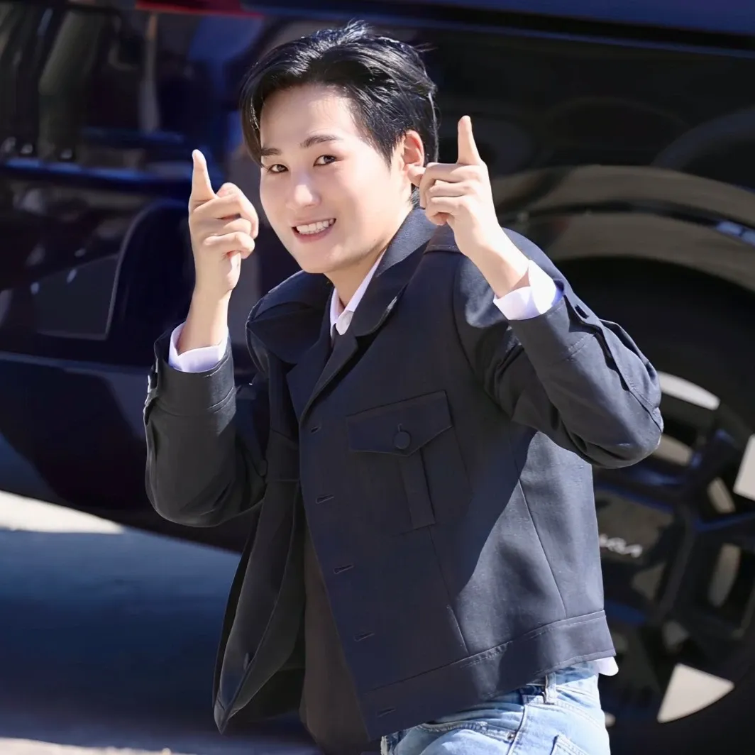 김희재 최근 활동샷
