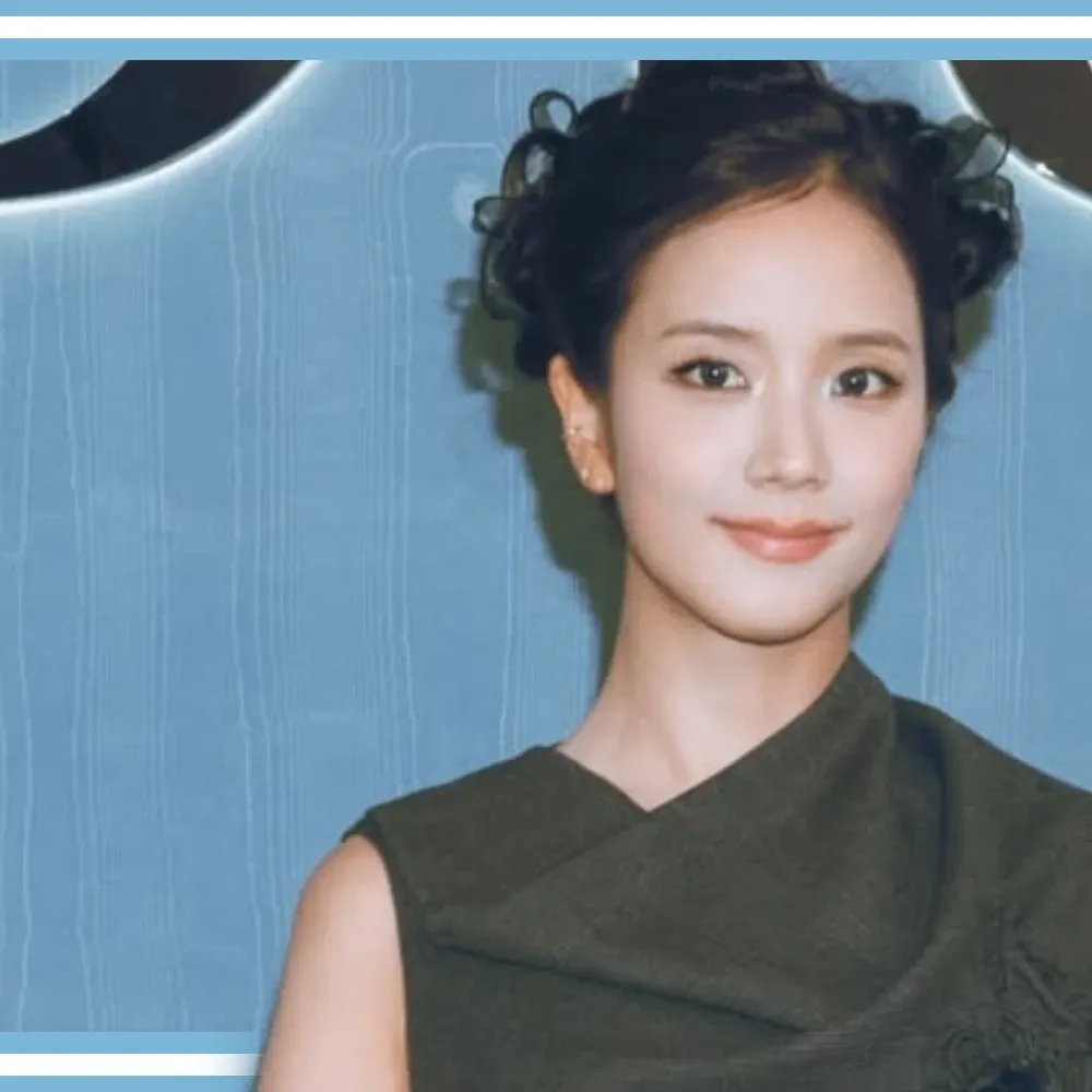 Behind-the-scenes cut of Jisoo (1995)