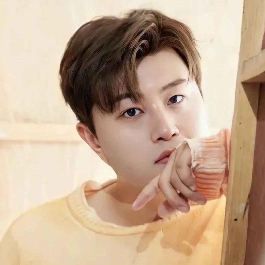 キム・ホジュンの最新写真