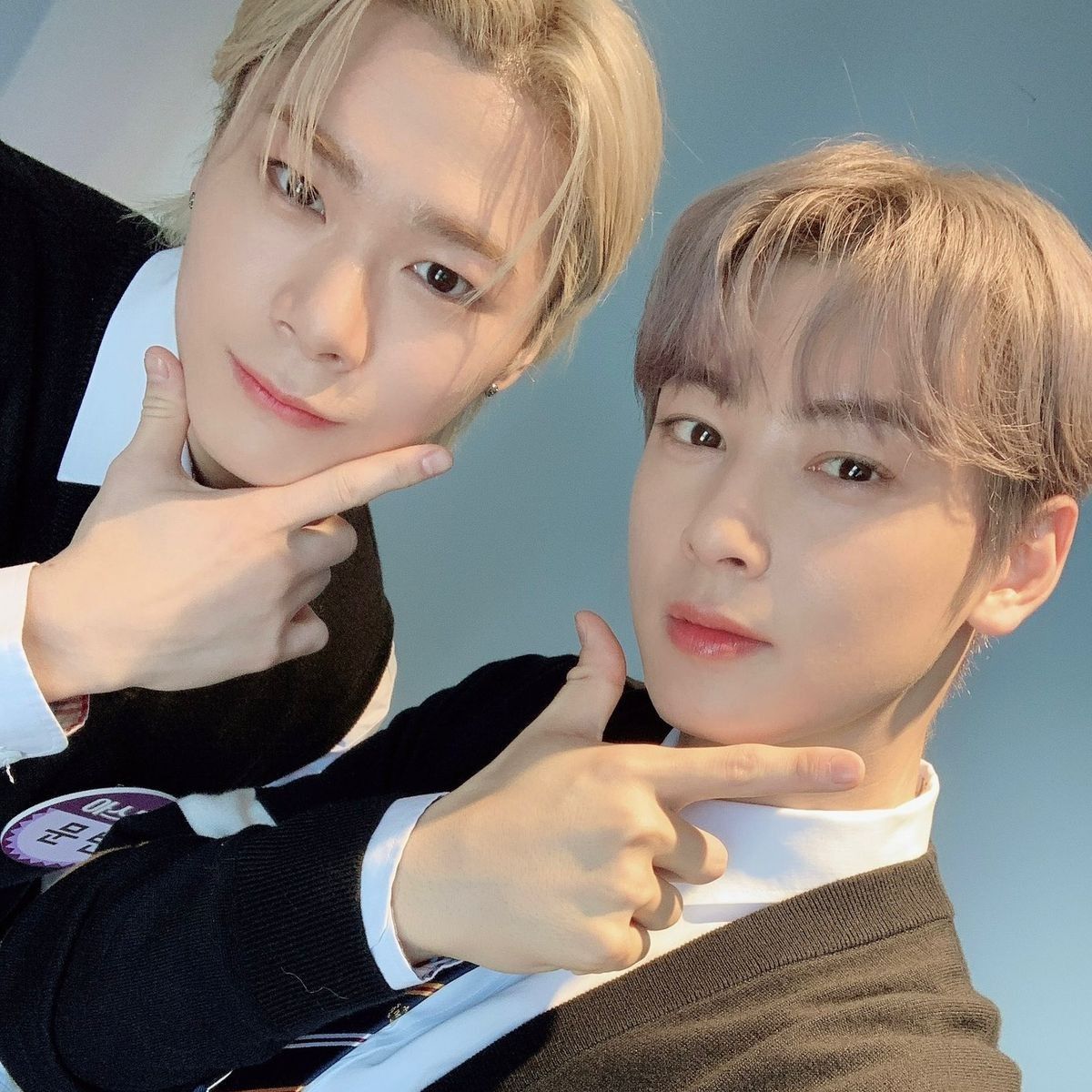 粉丝拍下的车银优瞬间