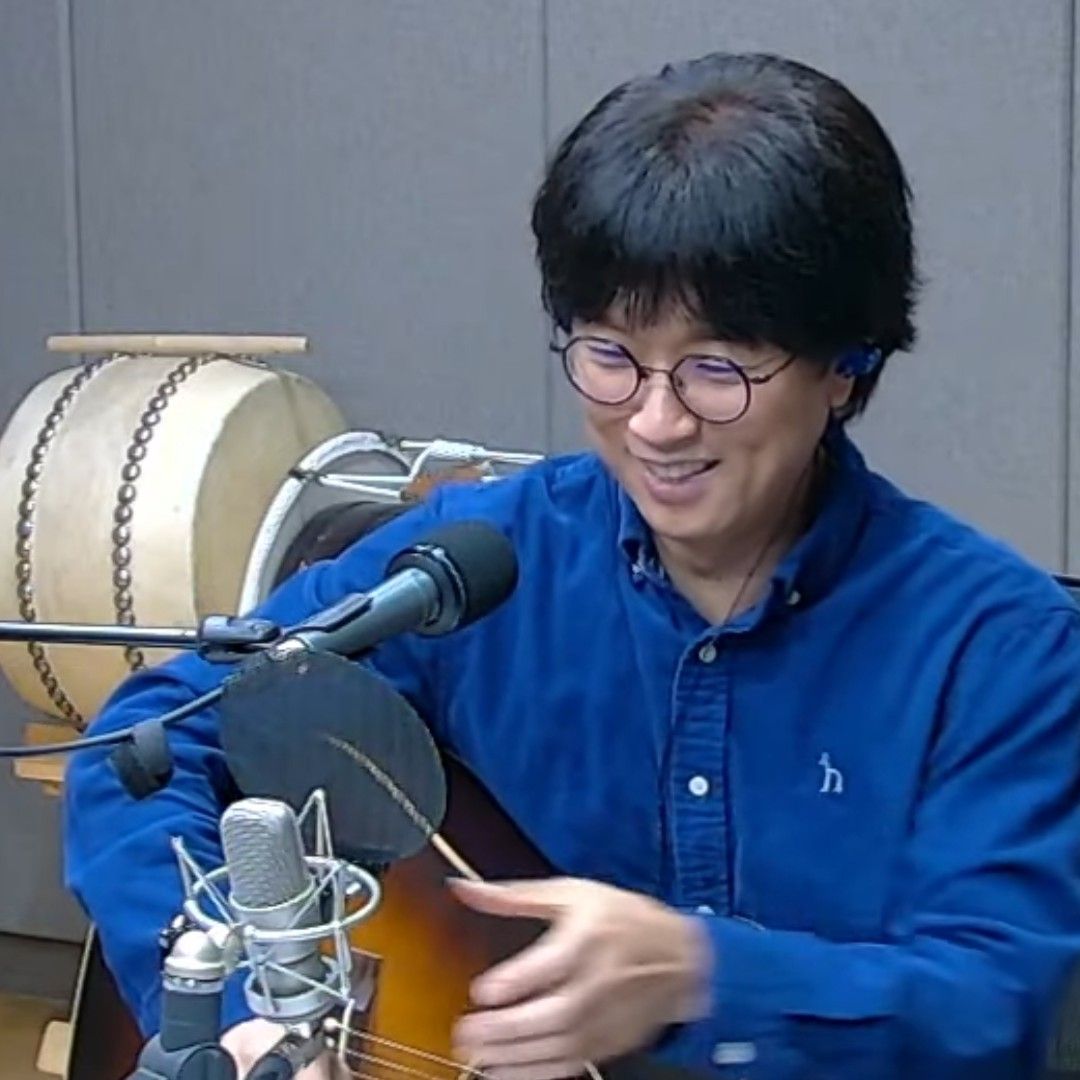 Recent activity shot of Bak Changgeun