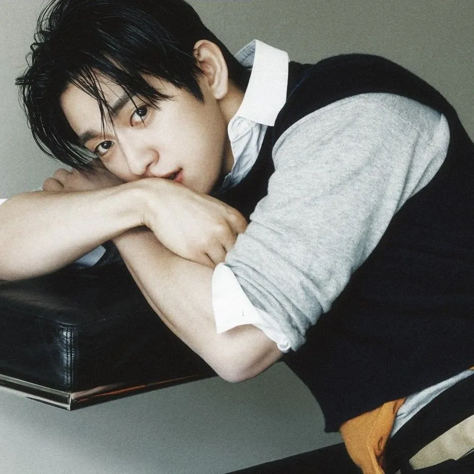 Momen yang diabadikan oleh penggemar Park Jinyoung