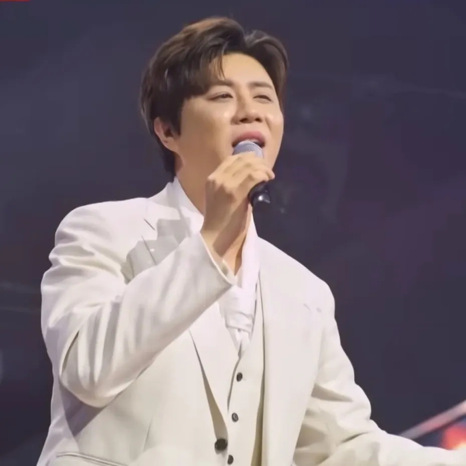 Behind-the-scenes cut of Jin Haesung