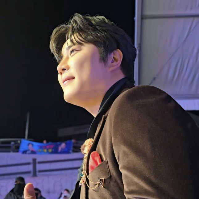 Recent activity shot of Jin Haesung