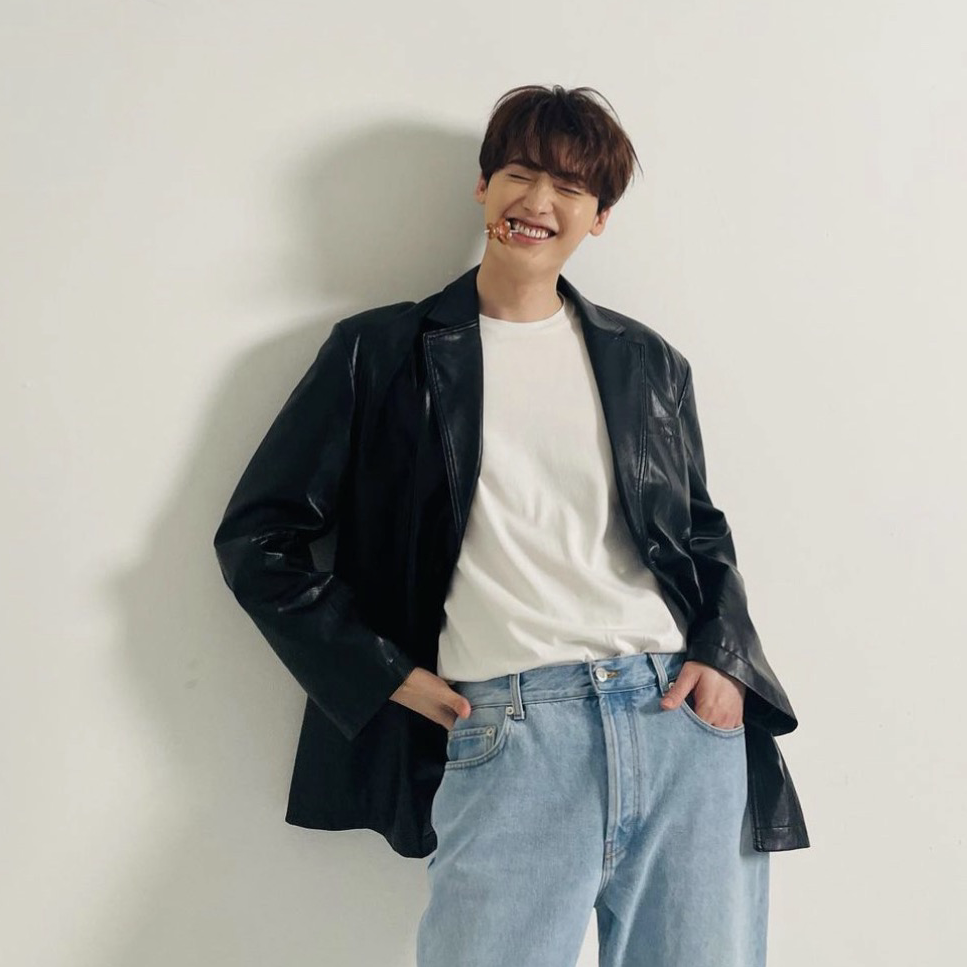 Latest photo of Lee Jongsuk