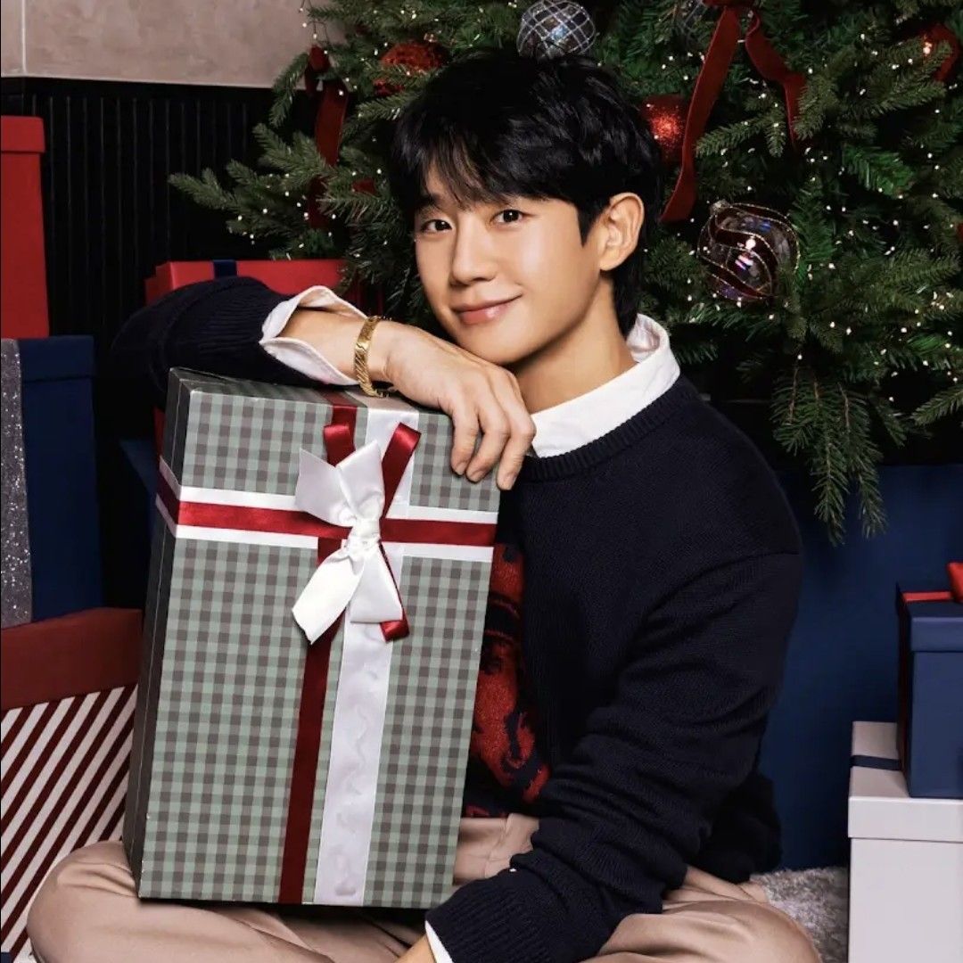 粉丝拍下的丁海寅瞬间