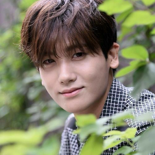 Behind-the-scenes cut of Park Hyungsik